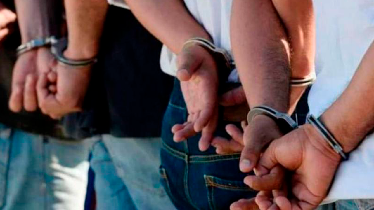 Detienen a banda de venezolanos dedicada al robo con violencia en ...
